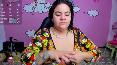 Snapshot of shaaroonhillss1 chatting on 04/08/26, 11:32 sharoon online show from 04/08/26, 11:32