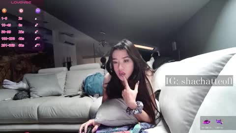 Shachatte online show from 12/15/25, 11:36