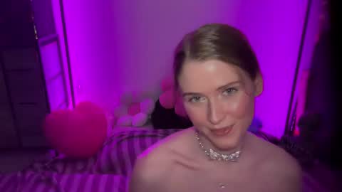 Snapshot of shadebabe chatting on 07/11/26, 06:38 shadebabe online show from 07/11/26, 06:38