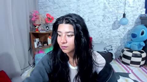 Snapshot of shaden_1 chatting on 09/12/25, 06:02 Liz online show from 09/12/25, 06:02