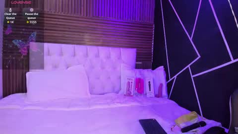 Liz online show from 04/18/26, 09:04