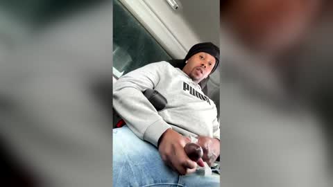 Snapshot of shadesofgrey74 chatting on 12/16/25, 02:55 shadesofgrey74 online show from 12/16/25, 02:55