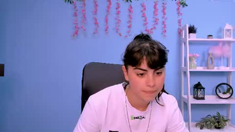 shadow_kiss online show from 06/20/26, 09:34