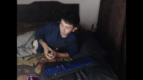 Snapshot of shadow_men_ chatting on 07/20/26, 10:39 james online show from 07/20/26, 10:39