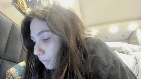 shadow_raffi online show from 02/01/25, 12:58