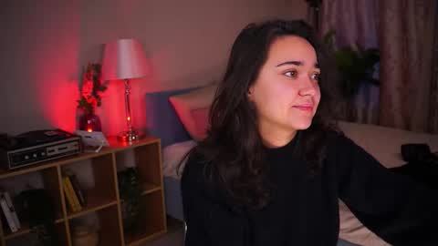 Snapshot of shadowlotus_ chatting on 12/14/25, 06:52 Lily online show from 12/14/25, 06:52