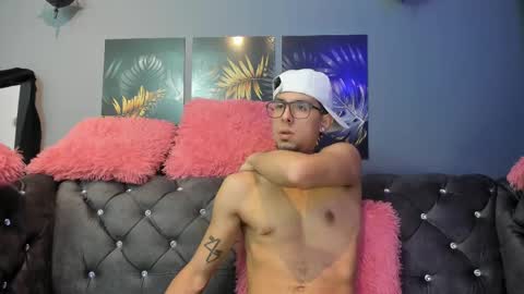 shadowlustt online show from 09/12/25, 12:38