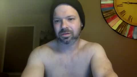 Snapshot of shadyyyyyy7 chatting on 12/13/24, 02:54 Shady online show from 12/13/24, 02:54