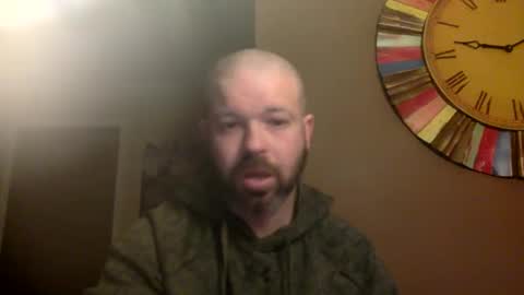 Snapshot of shadyyyyyy7 chatting on 12/27/24, 02:58 Shady online show from 12/27/24, 02:58