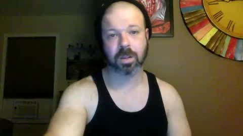 Snapshot of shadyyyyyy7 chatting on 10/18/25, 02:36 Shady online show from 10/18/25, 02:36