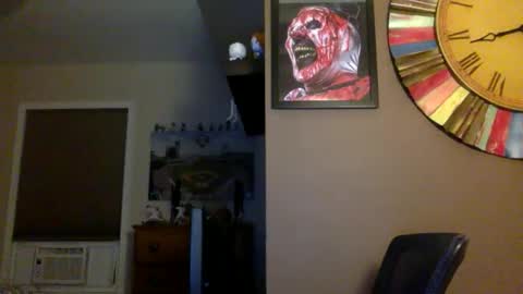 Snapshot of shadyyyyyy7 chatting on 06/08/26, 02:12 Shady online show from 06/08/26, 02:12