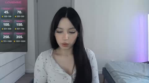 Snapshot of shaecatalina chatting on 05/13/26, 06:22 shaecatalina online show from 05/13/26, 06:22