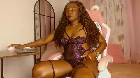 Shaira online show from 11/23/25, 12:21