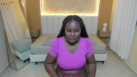 Shaira Collins online show from 04/08/26, 12:16