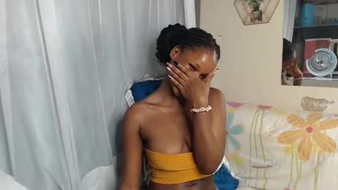 Shaky online show from 10/02/25, 07:21