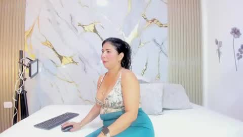 shalomexotic online show from 07/17/26, 12:01