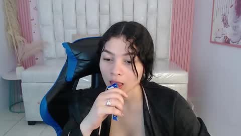 Shalon  online show from 11/25/25, 03:12