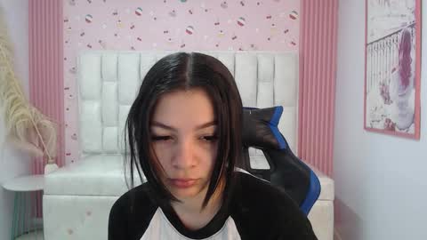 Shalon  online show from 12/14/25, 01:16