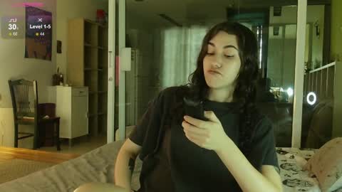 Snapshot of shamahasla chatting on 04/04/26, 01:26 Sade online show from 04/04/26, 01:26