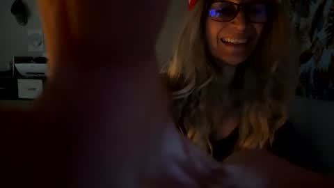 Shaman Woman online show from 12/24/24, 12:55