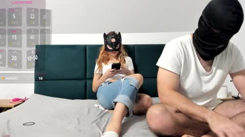 Snapshot of shamelesscouple2 chatting on 01/08/26, 07:05 shamelesscouple2 online show from 01/08/26, 07:05