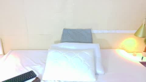 Snapshot of shamira_moore chatting on 11/04/25, 11:37 Catalina online show from 11/04/25, 11:37