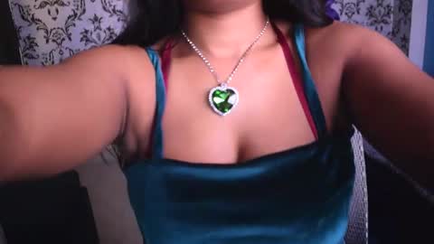 Snapshot of shanaya_indian chatting on 01/19/25, 04:33 shanaya indian online show from 01/19/25, 04:33