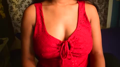 Snapshot of shanaya_indian chatting on 09/24/25, 03:32 shanaya indian online show from 09/24/25, 03:32