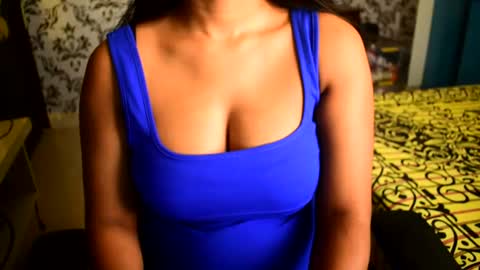 Snapshot of shanaya_indian chatting on 06/20/26, 04:37 shanaya indian online show from 06/20/26, 04:37