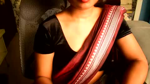 Snapshot of shanaya_indian chatting on 06/25/26, 05:12 shanaya indian online show from 06/25/26, 05:12