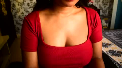Snapshot of shanaya_indian chatting on 06/26/26, 02:49 shanaya indian online show from 06/26/26, 02:49