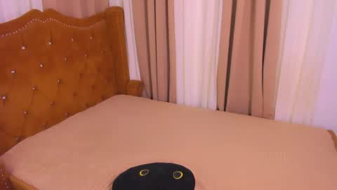 shane_018 online show from 05/27/26, 07:16