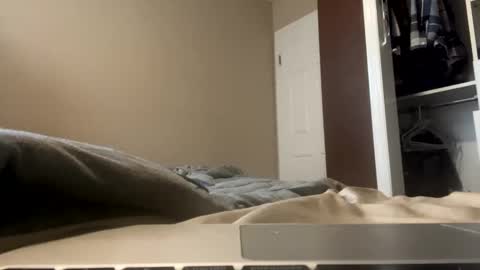 Snapshot of shaneconn1509 chatting on 12/18/24, 08:03 ShaneConn online show from 12/18/24, 08:03