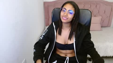 shanelle online show from 02/03/25, 06:13