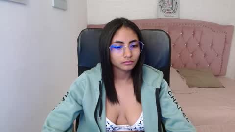 shanelle online show from 02/18/25, 03:10