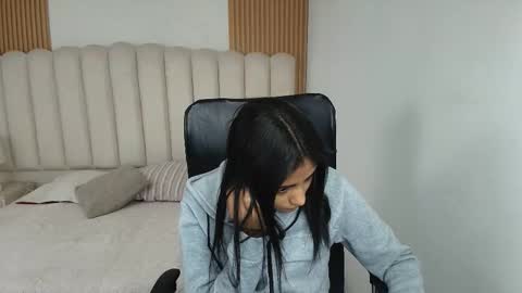 shanelle online show from 03/28/26, 03:06