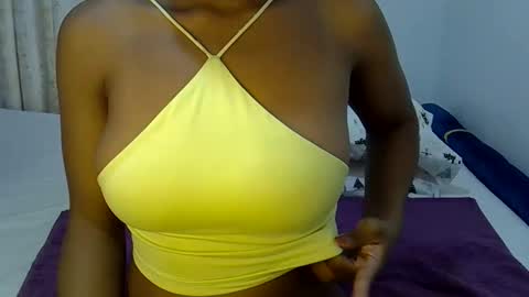 Snapshot of shanell_kiss chatting on 06/10/26, 12:33 shanell kiss online show from 06/10/26, 12:33
