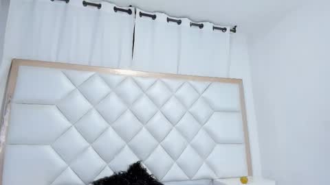 shanelle7 online show from 11/25/25, 01:55