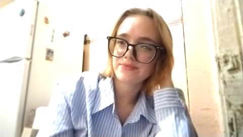 Snapshot of shanellewelburn chatting on 11/14/25, 06:28 Lana online show from 11/14/25, 06:28