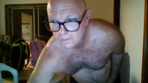 Snapshot of shaneo781570 chatting on 03/25/26, 06:47 shaneo781570 online show from 03/25/26, 06:47