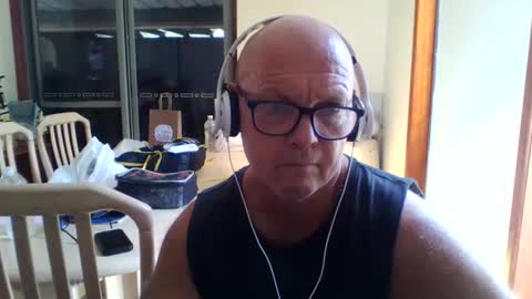 Snapshot of shaneo781570 chatting on 04/04/26, 01:04 shaneo781570 online show from 04/04/26, 01:04