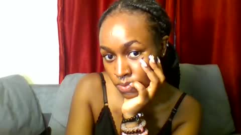 Snapshot of shania_sleigh chatting on 03/23/26, 11:58 shania_sleigh online show from 03/23/26, 11:58