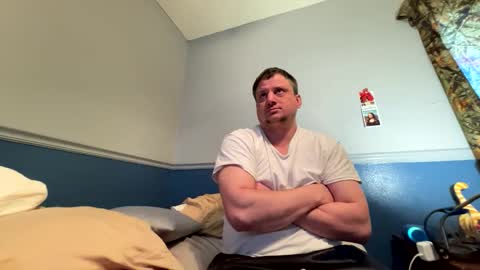 Snapshot of shankzilla chatting on 11/13/25, 07:46 shankzilla online show from 11/13/25, 07:46