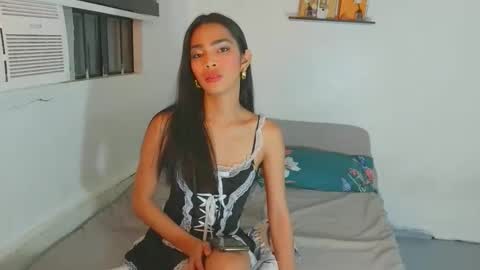 Snapshot of shanleehotcreammy chatting on 05/03/26, 02:01 shanleehotcreammy online show from 05/03/26, 02:01