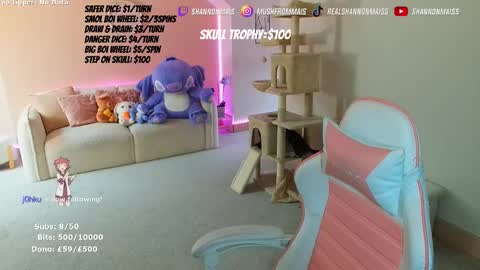 Snapshot of shannonblooms chatting on 11/10/25, 11:42 Shanmais online show from 11/10/25, 11:42