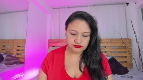 Snapshot of shanon_brown1 chatting on 05/04/26, 12:34 Shantal online show from 05/04/26, 12:34