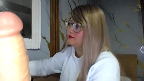 shantal online show from 02/12/26, 03:34