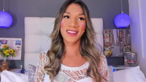 Snapshot of shantal_ferrer3 chatting on 12/26/24, 05:26 shantal_ferrer3 online show from 12/26/24, 05:26