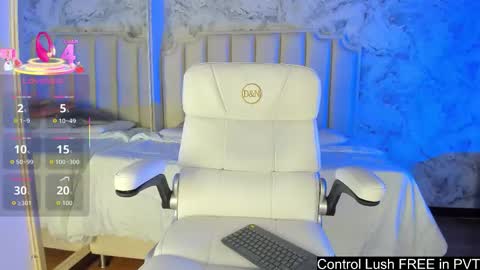 Snapshot of shantal_thompson21 chatting on 01/08/26, 04:04 Shantal online show from 01/08/26, 04:04