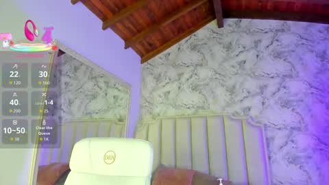 Snapshot of shantal_thompson21 chatting on 01/11/26, 03:44 Shantal online show from 01/11/26, 03:44